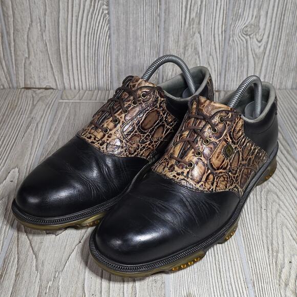 FootJoy DryJoys Tour Black Leather Crocodile Saddle Design Golf Shoes Mens 8 main image 4